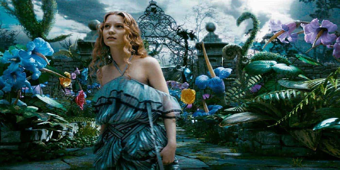Alice aux Pays des Merveilles film burton critique