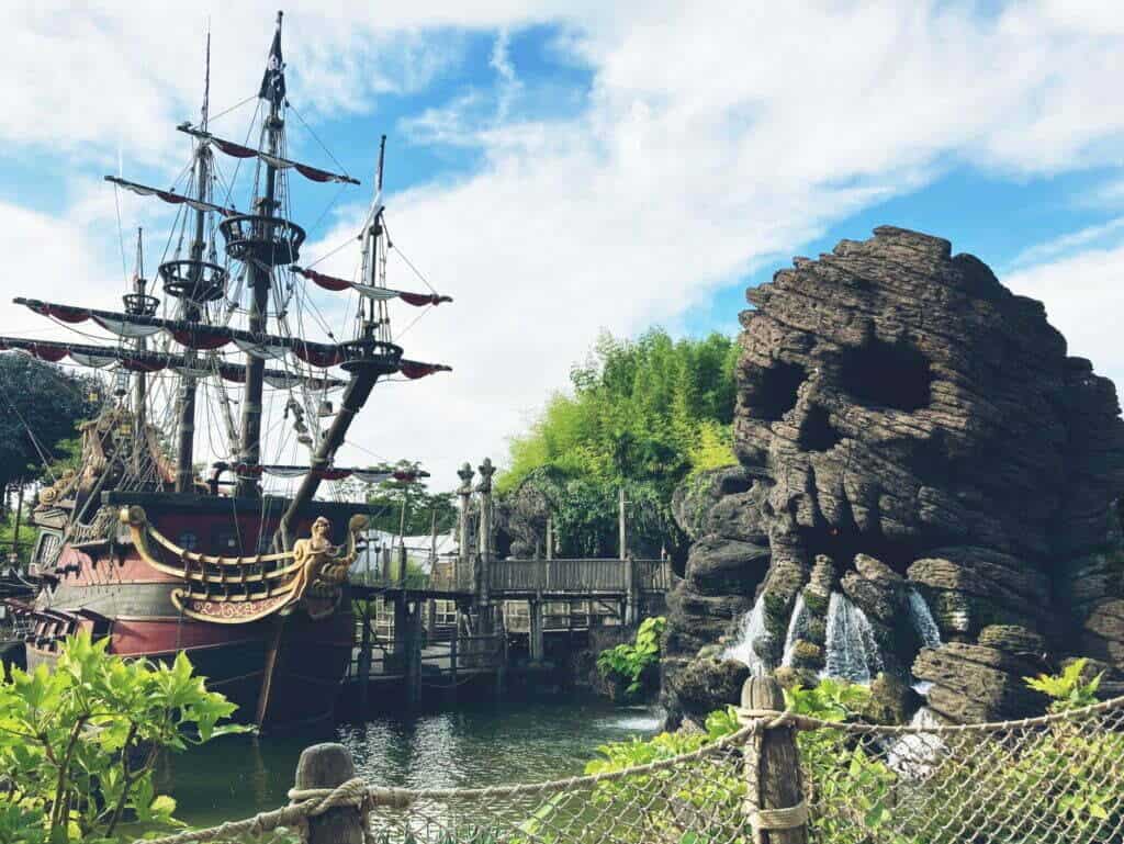disneyland paris secrets