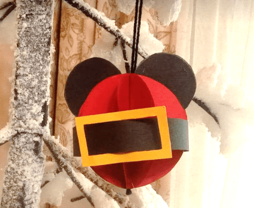 En attendant Noël Jour 9 : De jolies boules de Noël Mickey